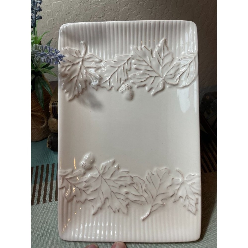 HALLMARK Ivory Serving Trinket TRAY Maple Oak Leaf Acorns